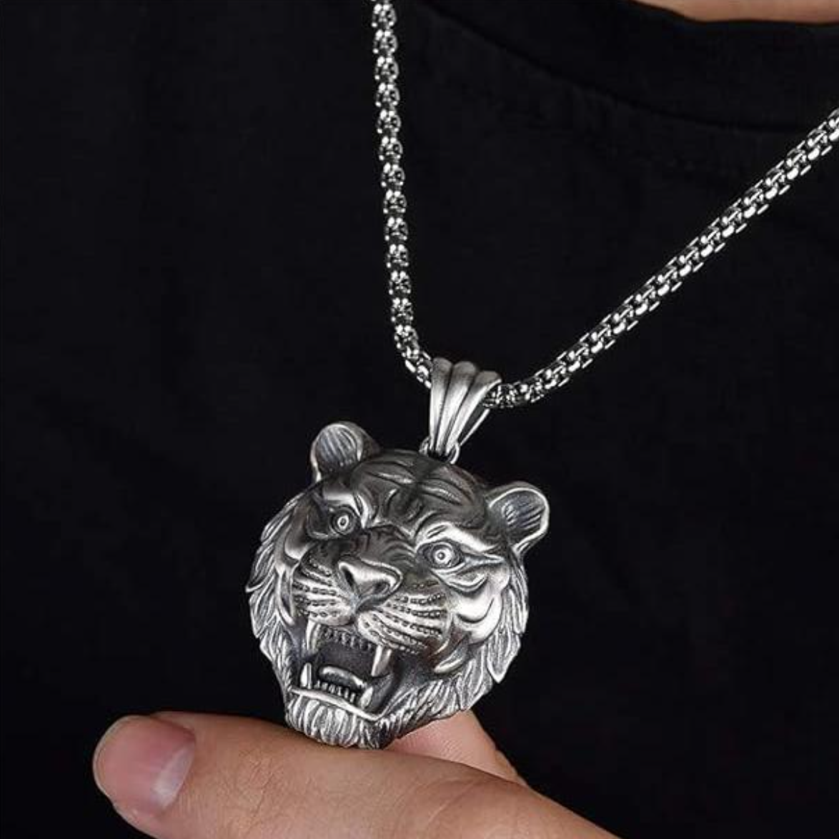 Collar de tigre elegante